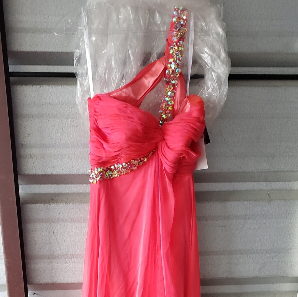 Prom / Formal Dress Watermelon